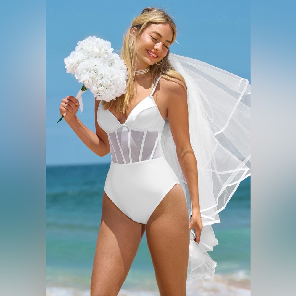 CUPSHE White One Piece Swimsuit